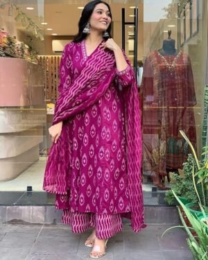 Women Anarkali Kurta and Pant Set With Dupatta, Pink
