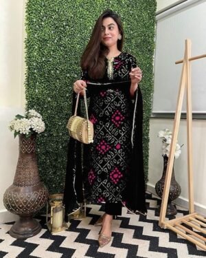 Women's Rayon Viscose Straight Bandhej Printed Kurta with Pant & Dupatta, Black
